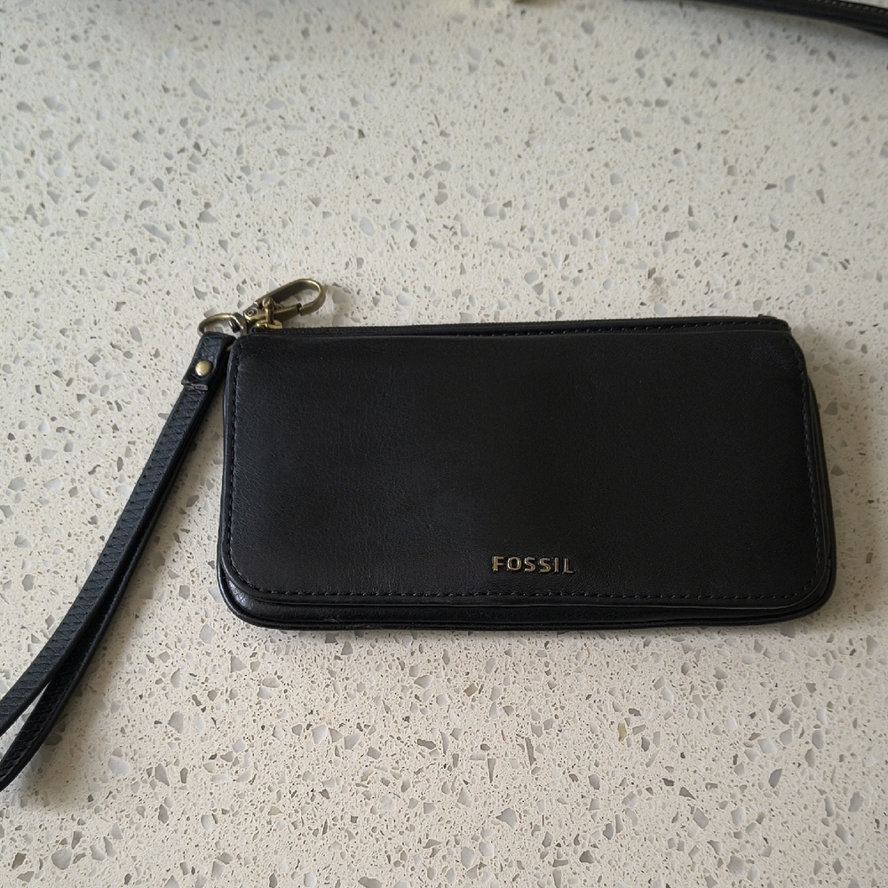 Fossil Black Leather Wristlet Wallet